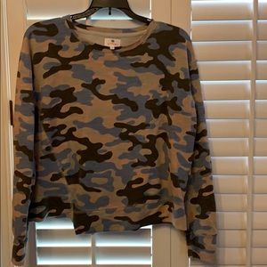 Sundry camo sweatshirt